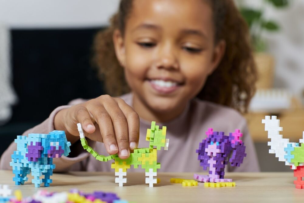 Learn to build Plus-Plus Dieren (275st)
