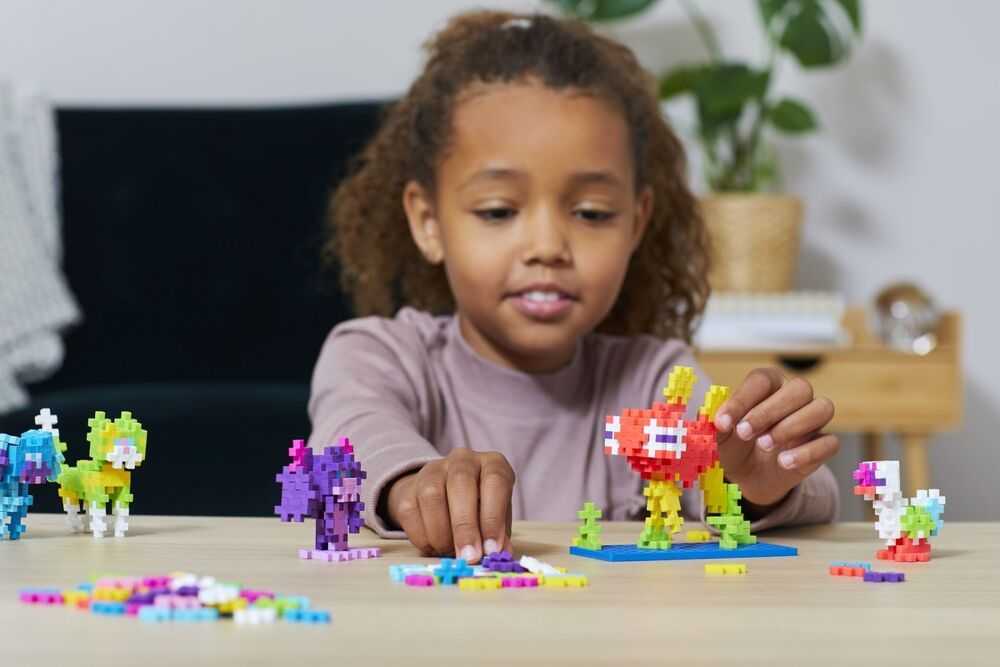 Learn to build Plus-Plus Dieren (275st)